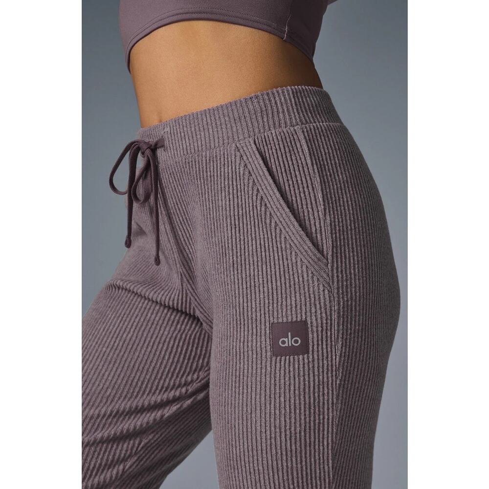 Alo Yoga Muse Ribbed Knit Sweatpants Raisinette Heather Lounge Cozy Minimal Luxe - Picture 3 of 11